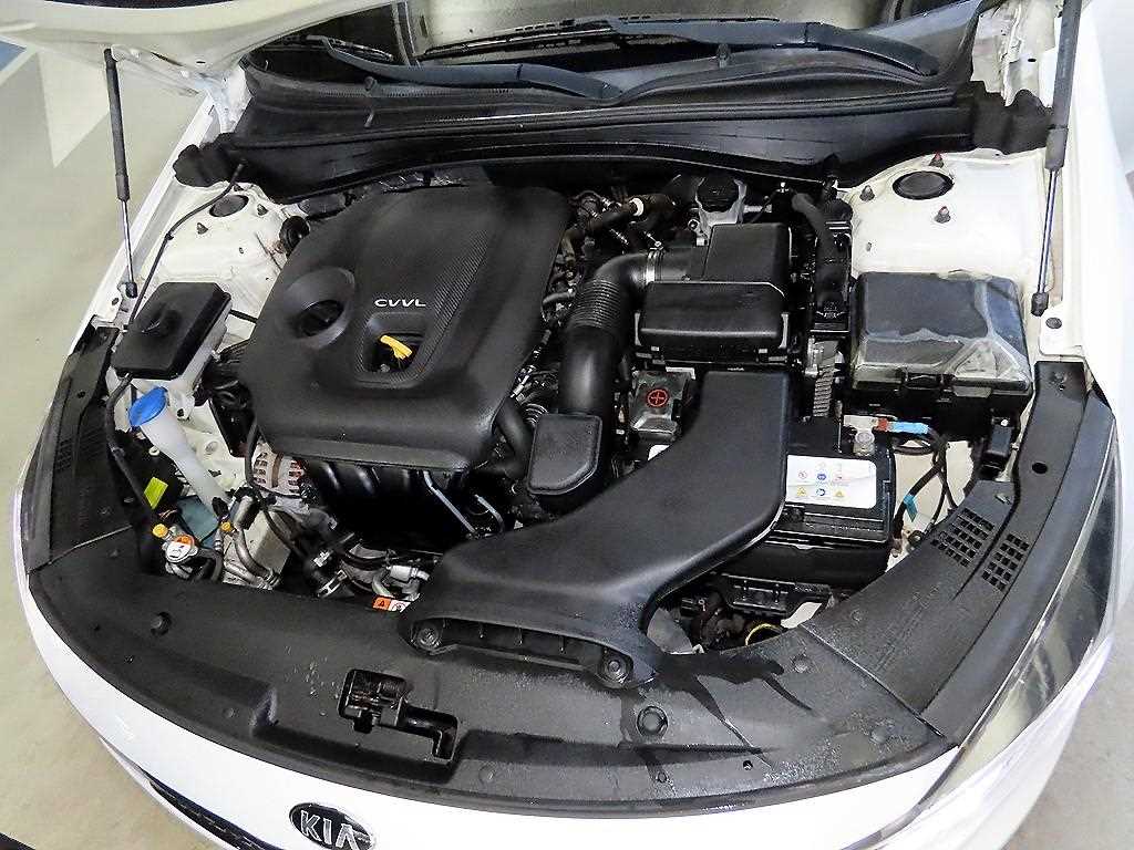 KIA K5 2016 Blanco - Importación desde Corea - HF Imports Iquique - Foto 19