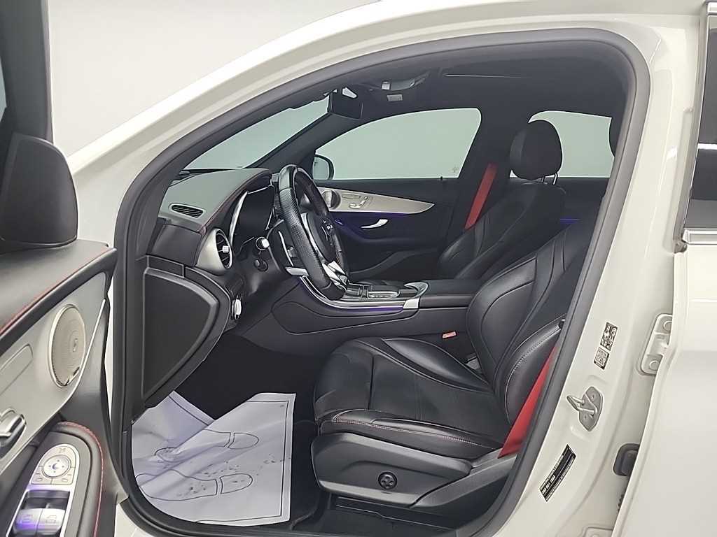 Mercedes Benz GLC Class - Vista 11