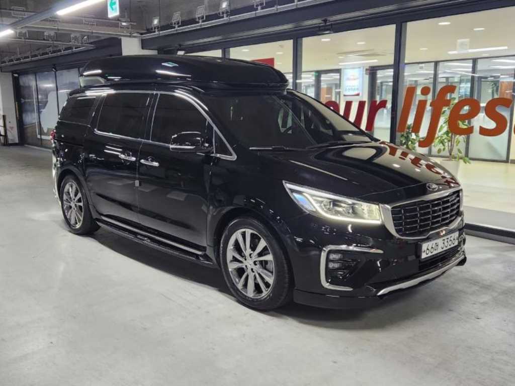 KIA Carnival - Vista 2