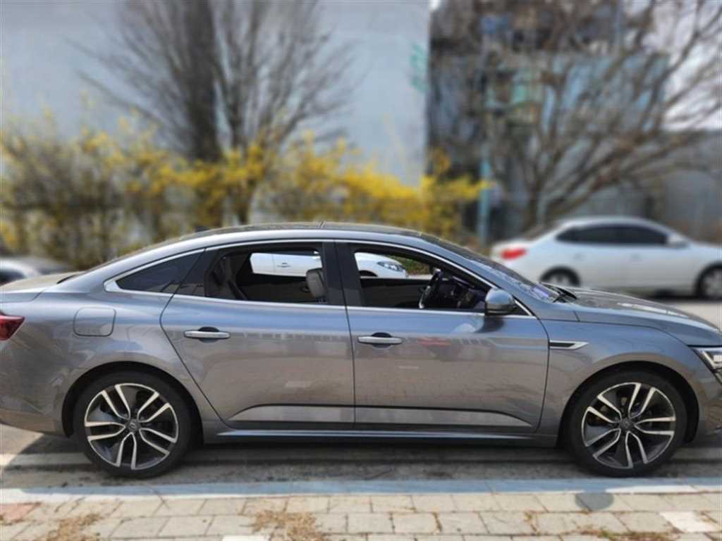 SAMSUNG SM6 - Vista 8