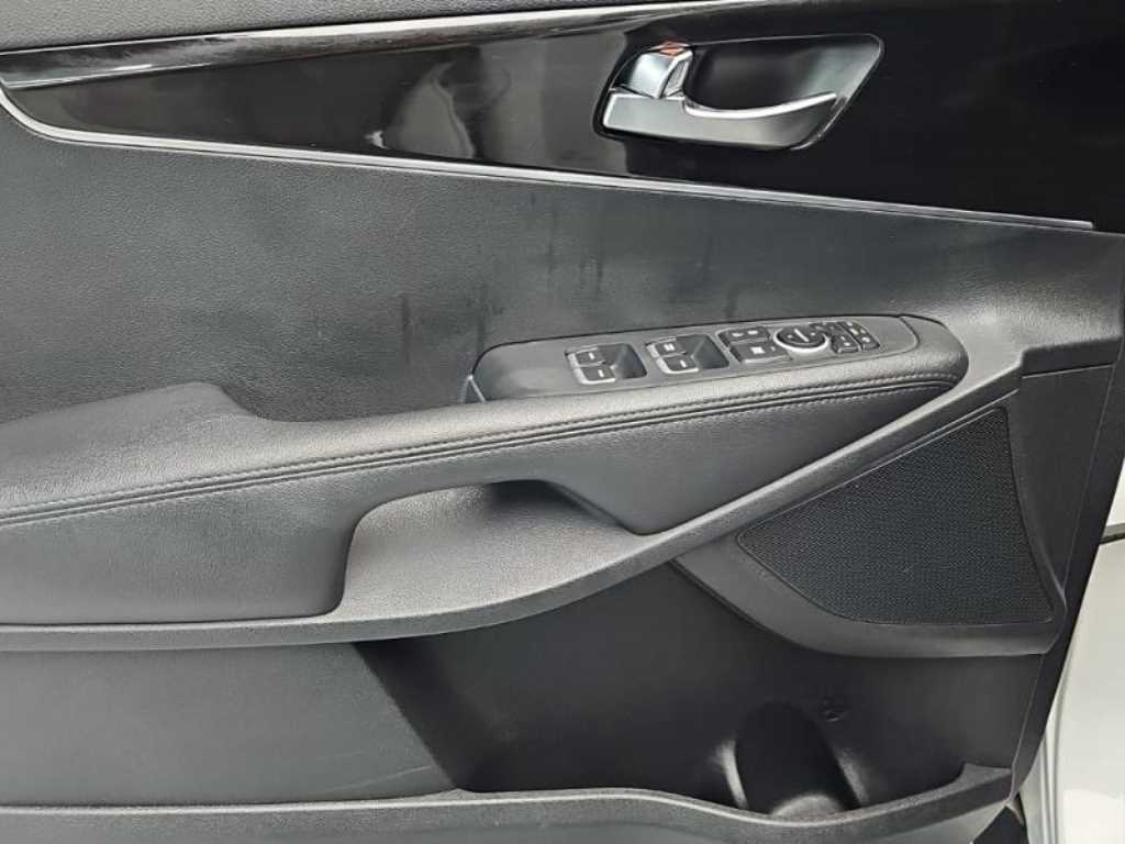 KIA Sorento 2019 Blanco - Importación desde Corea - HF Imports Iquique - Foto 13