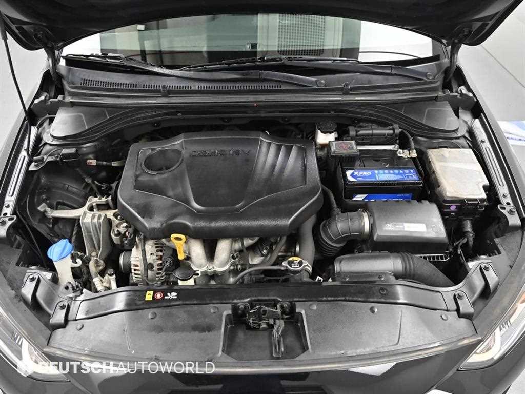 HYUNDAI Avante - Vista 6