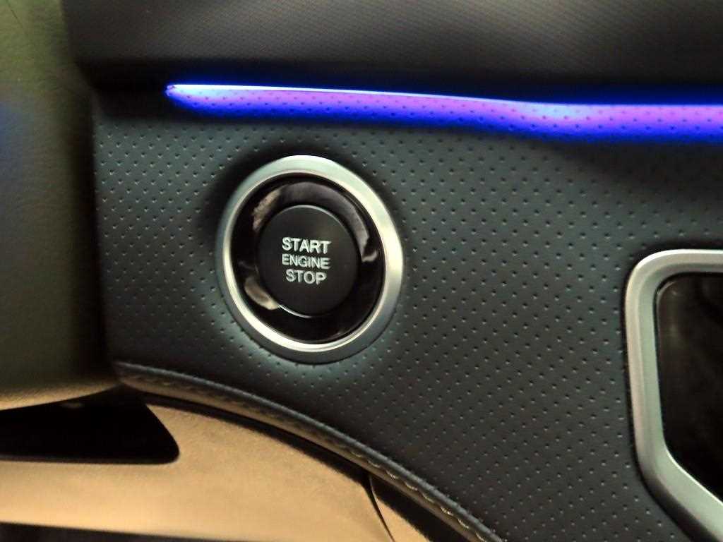 Ssangyong Rexton 2024 Verde - Importación desde Corea - HF Imports Iquique - Foto 16