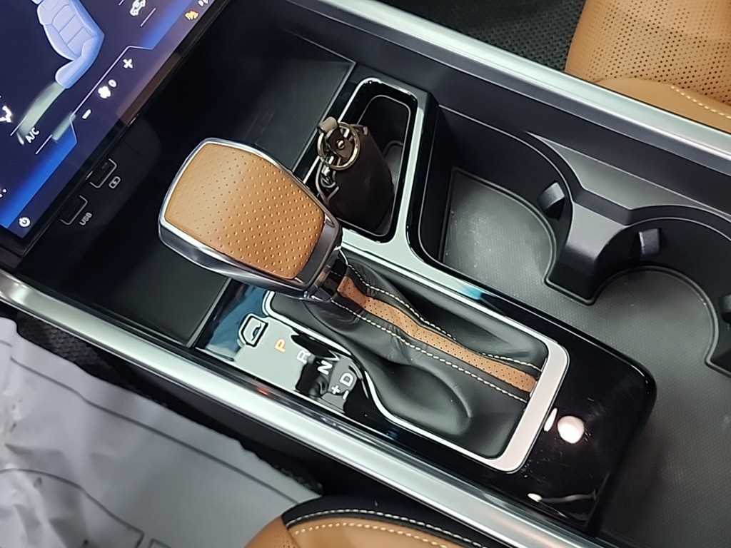 Ssangyong Torres - Vista 8