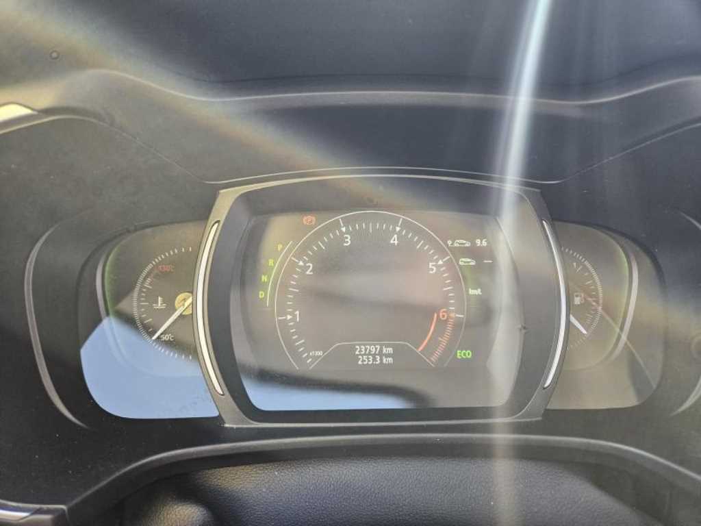 SAMSUNG QM6 - Vista 8