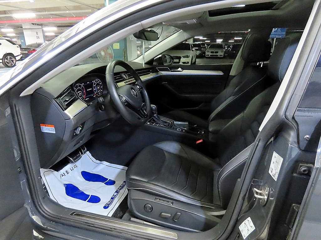 Volkswagen Arteon - Vista 6