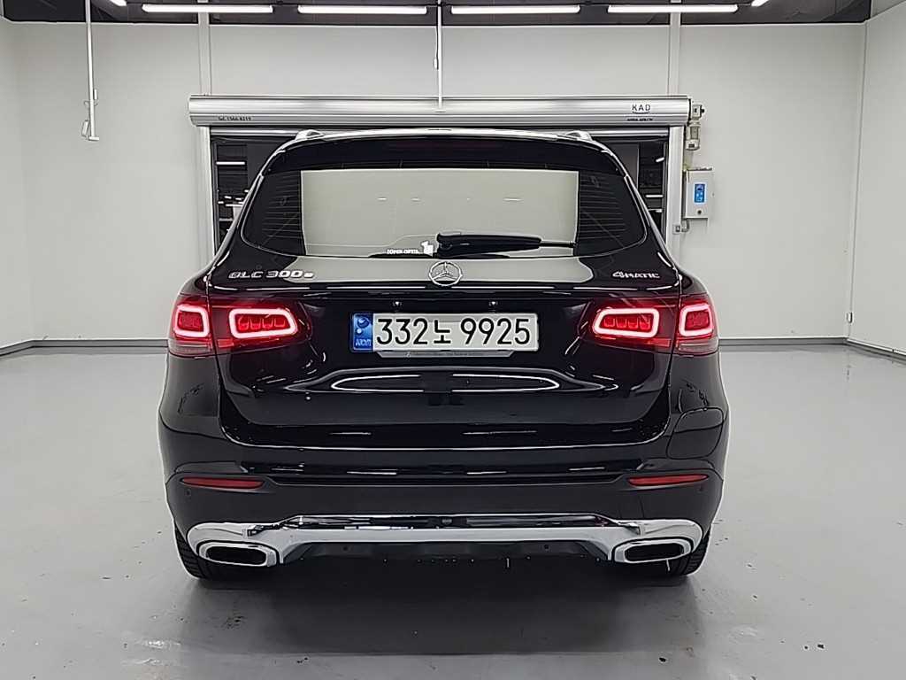 Mercedes Benz GLC Class - Vista 3