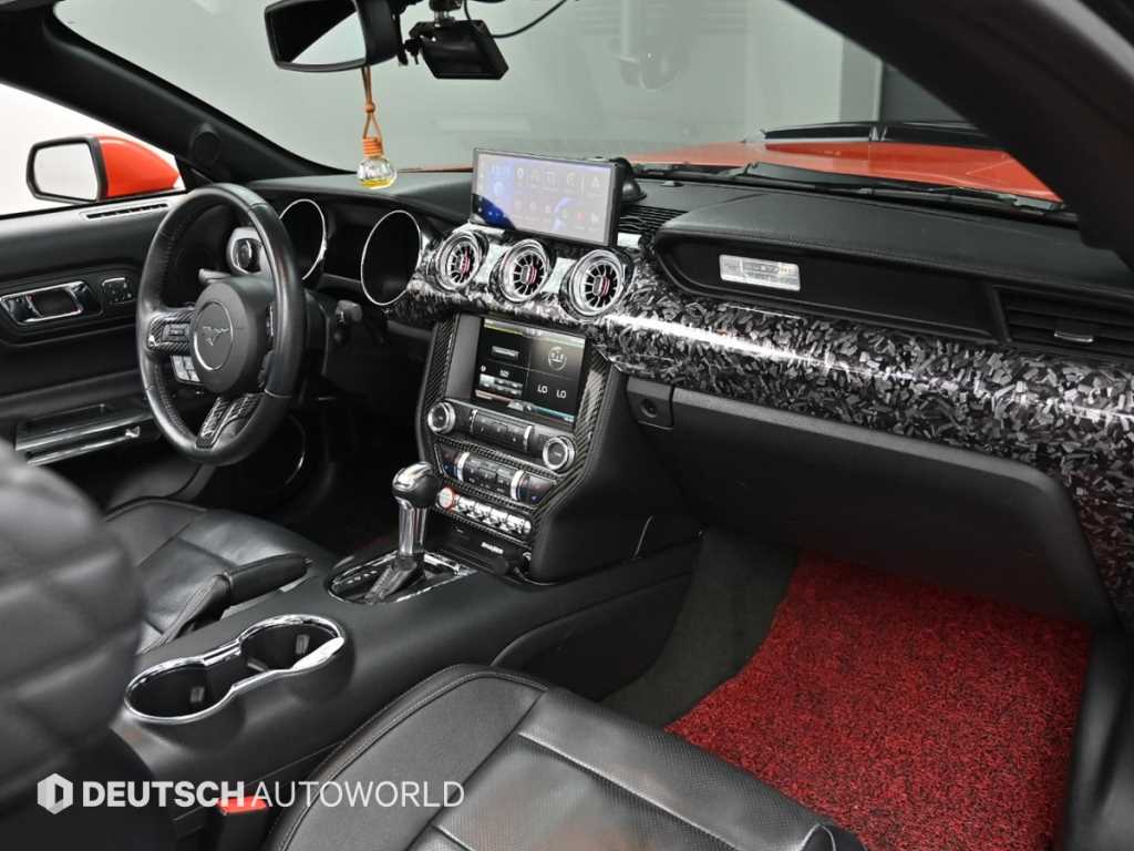 Ford Mustang - Vista 8