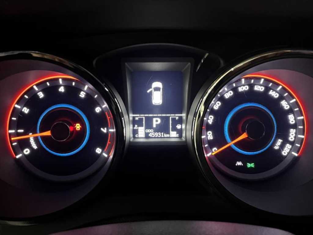 Ssangyong Tivoli - Vista 6