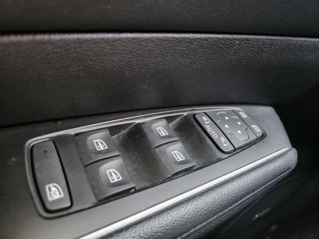 SAMSUNG SM6 - Vista 9