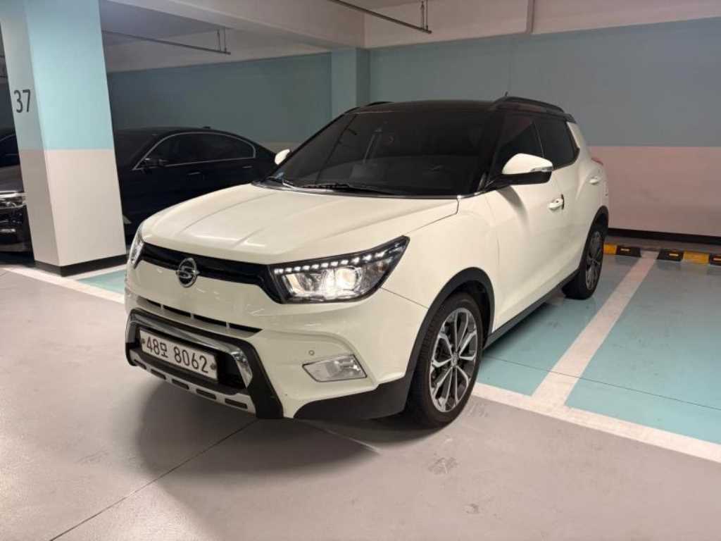 Ssangyong Tivoli - Vista 2