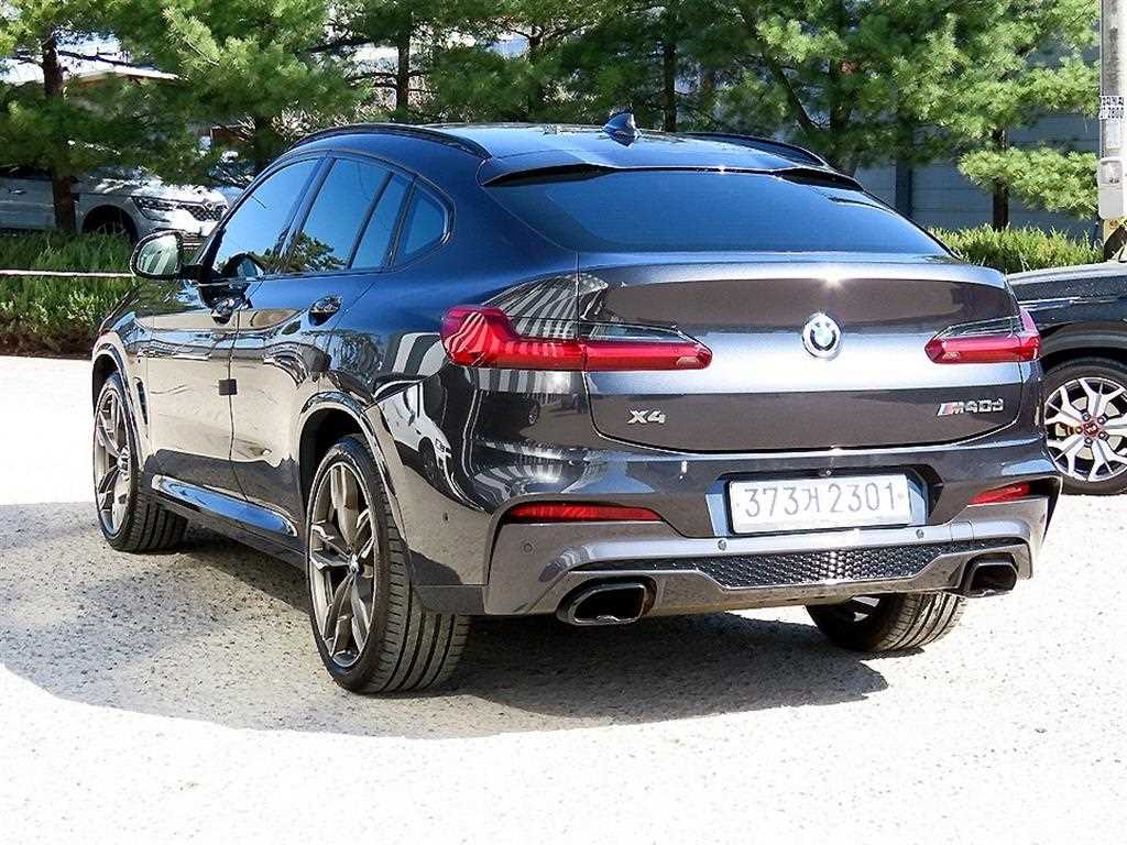 BMW X4 - Vista 3