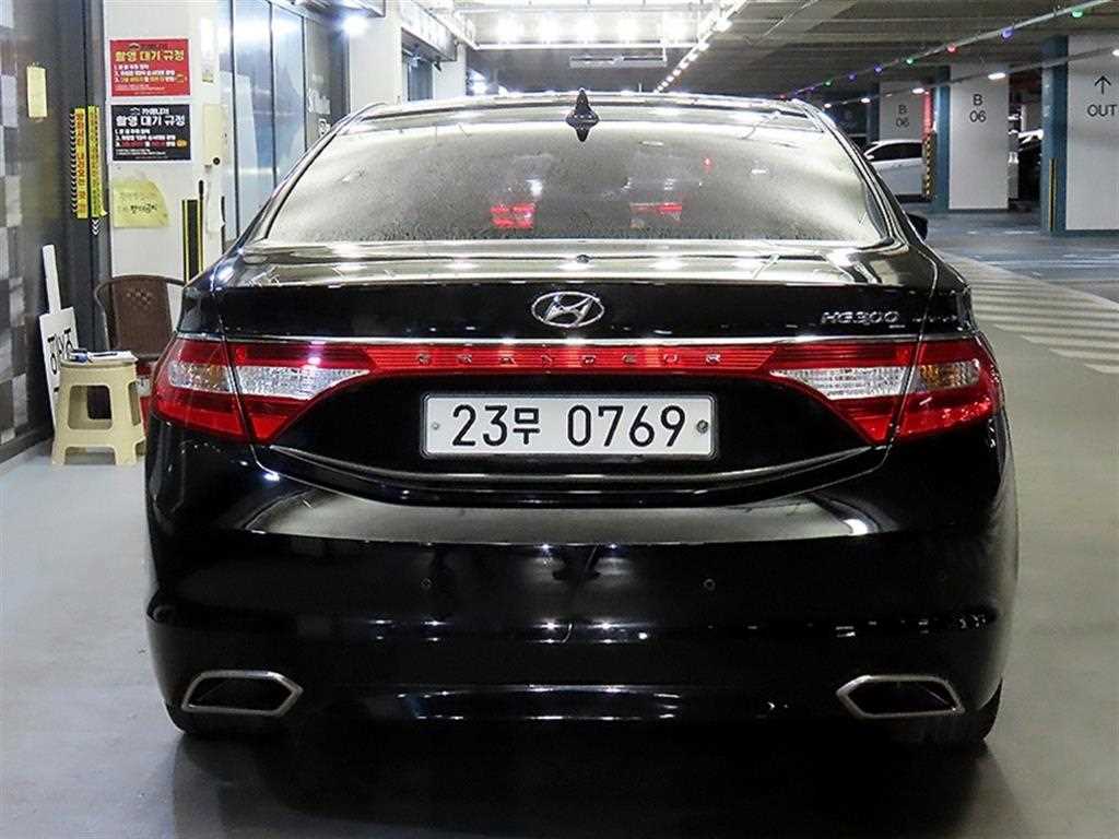 HYUNDAI Grandeur - Vista 5