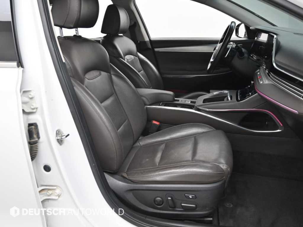 HYUNDAI Grandeur - Vista 10