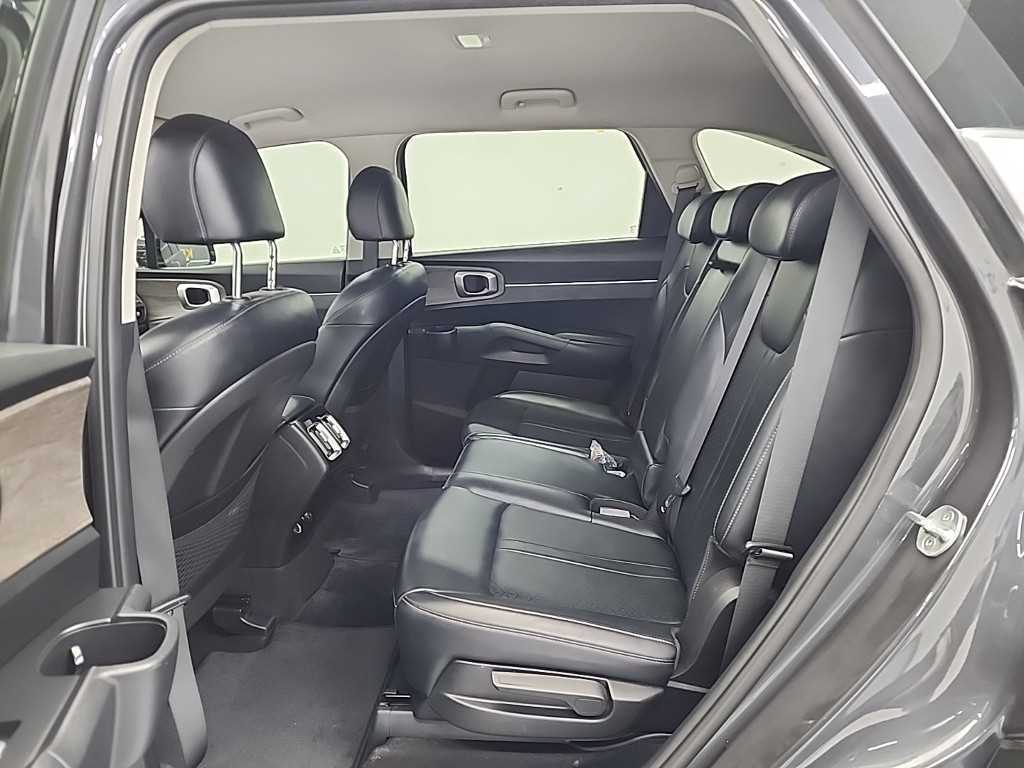 KIA Sorento - Vista 12