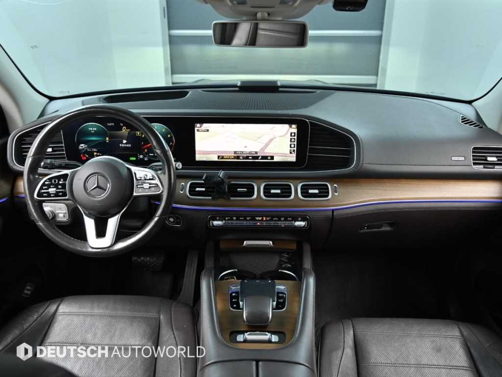 Mercedes Benz GLE Class - Vista 7