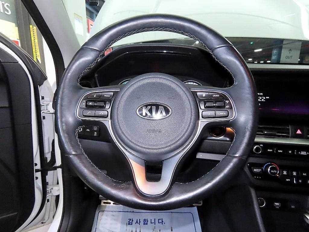 KIA Niro - Vista 8