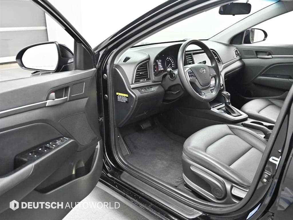 HYUNDAI Avante - Vista 11