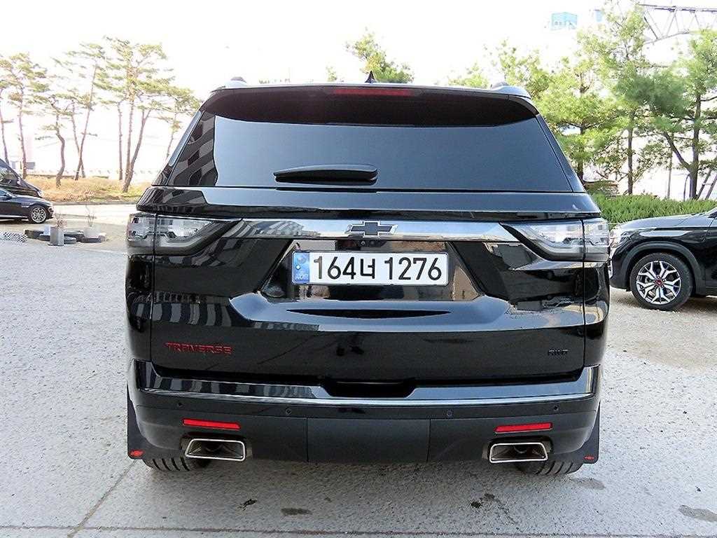 Chevrolet Travers - Vista 4