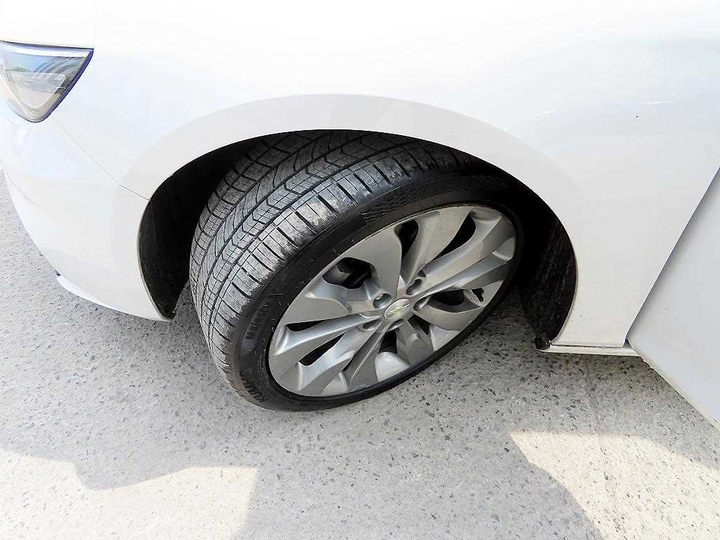 Chevrolet Malibu 2017 Blanco - Importación desde Corea - HF Imports Iquique - Foto 20