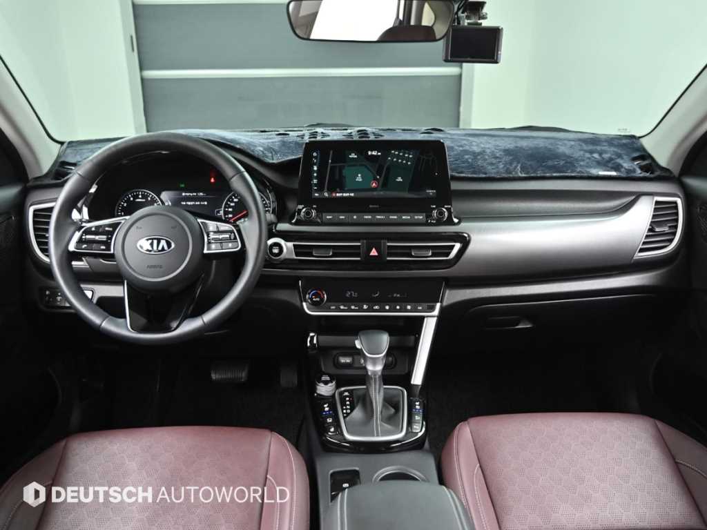 KIA Seltos - Vista 5