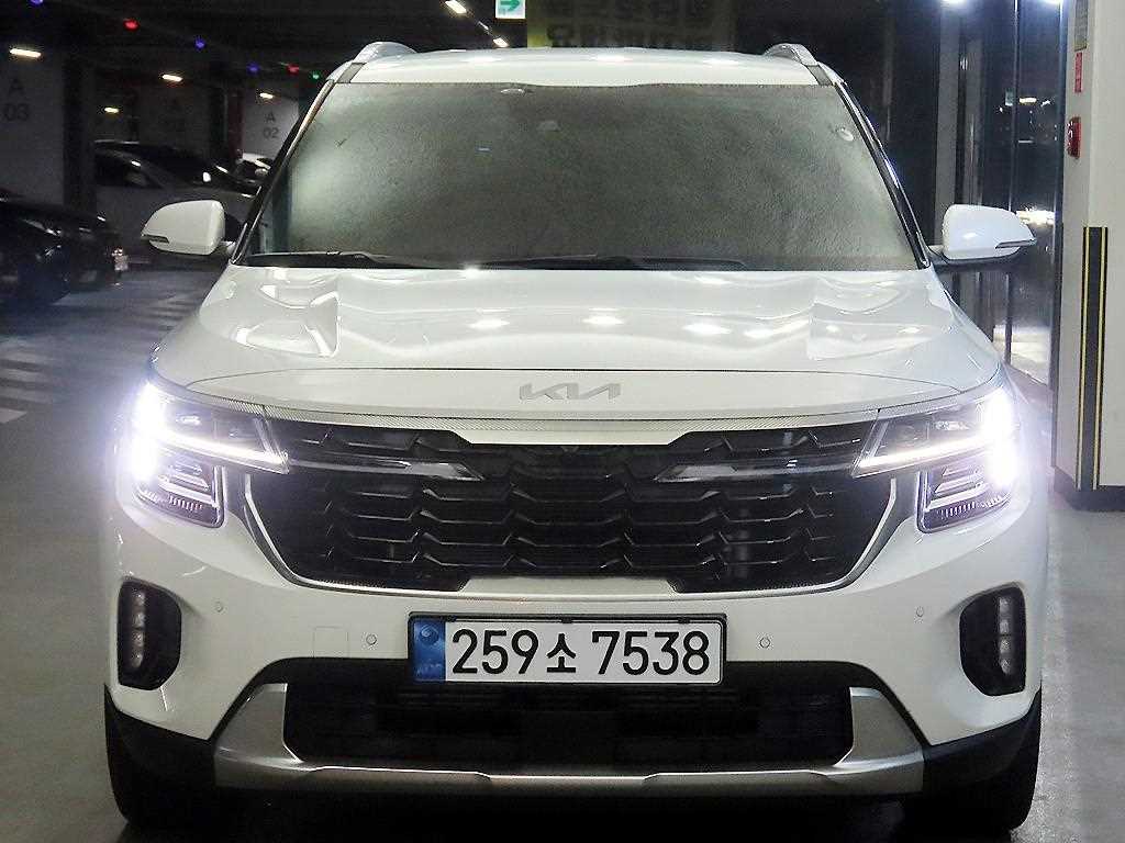 KIA Seltos - Vista 2