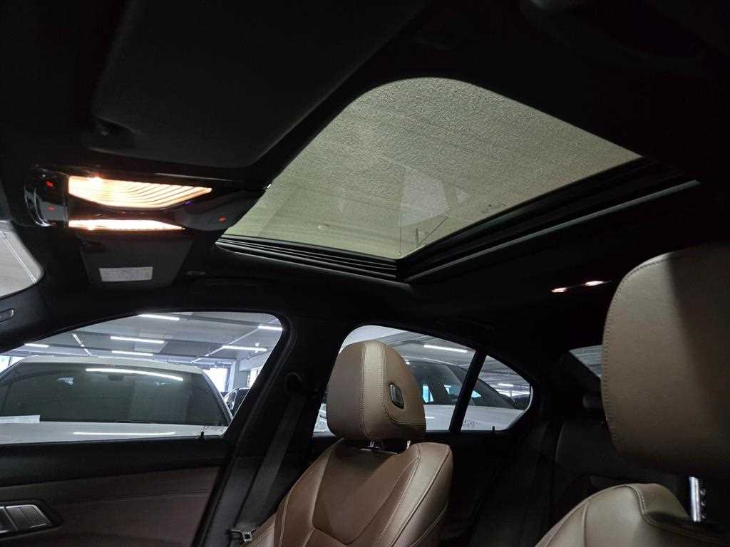 BMW 3 series 2021 Negro - Importación desde Corea - HF Imports Iquique - Foto 15