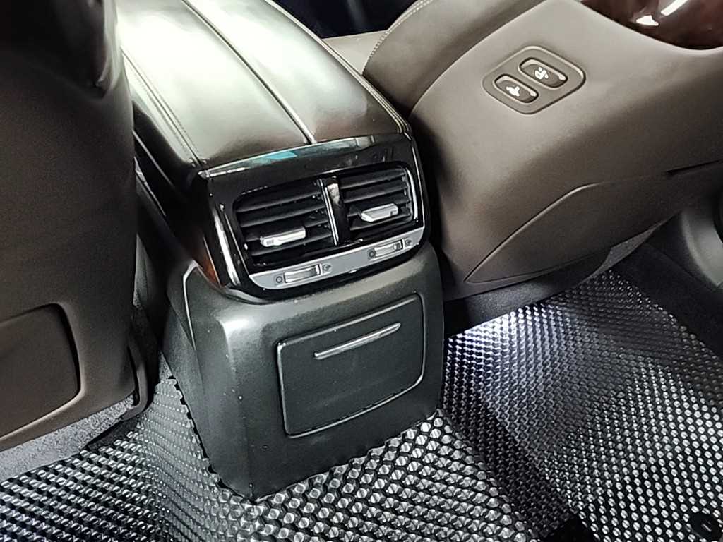 Genesis EQ900 2016 Café - Importación desde Corea - HF Imports Iquique - Foto 13