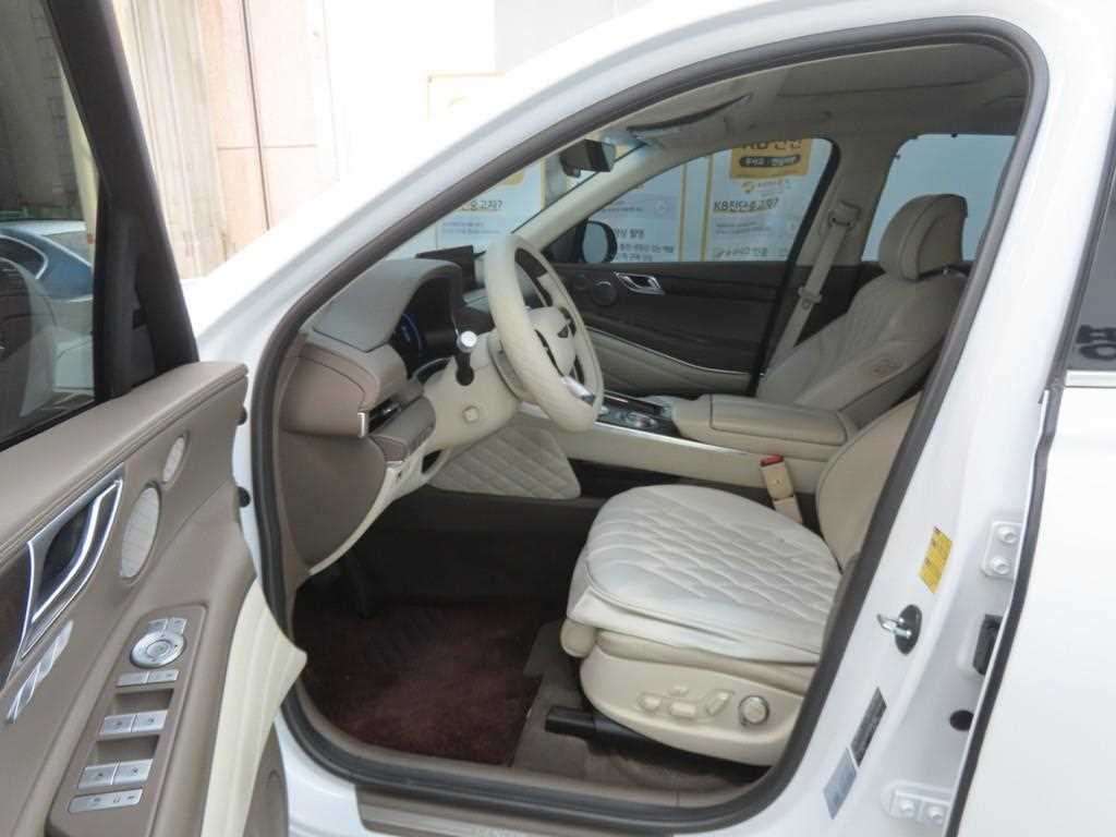 Genesis GV80 - Vista 5