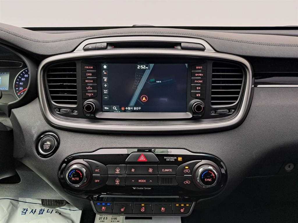 KIA Sorento - Vista 9