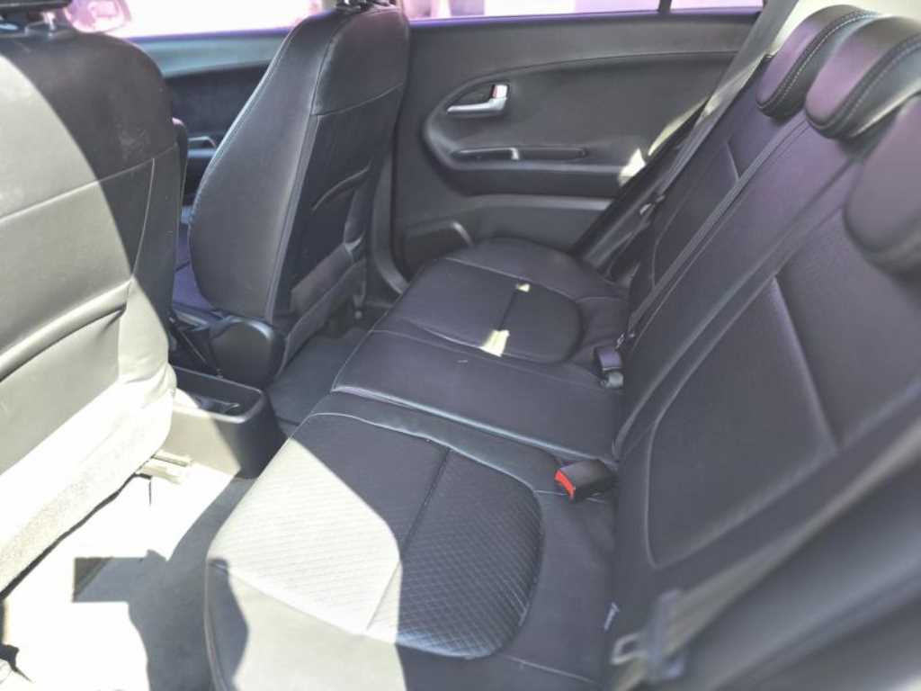 KIA Morning - Vista 8