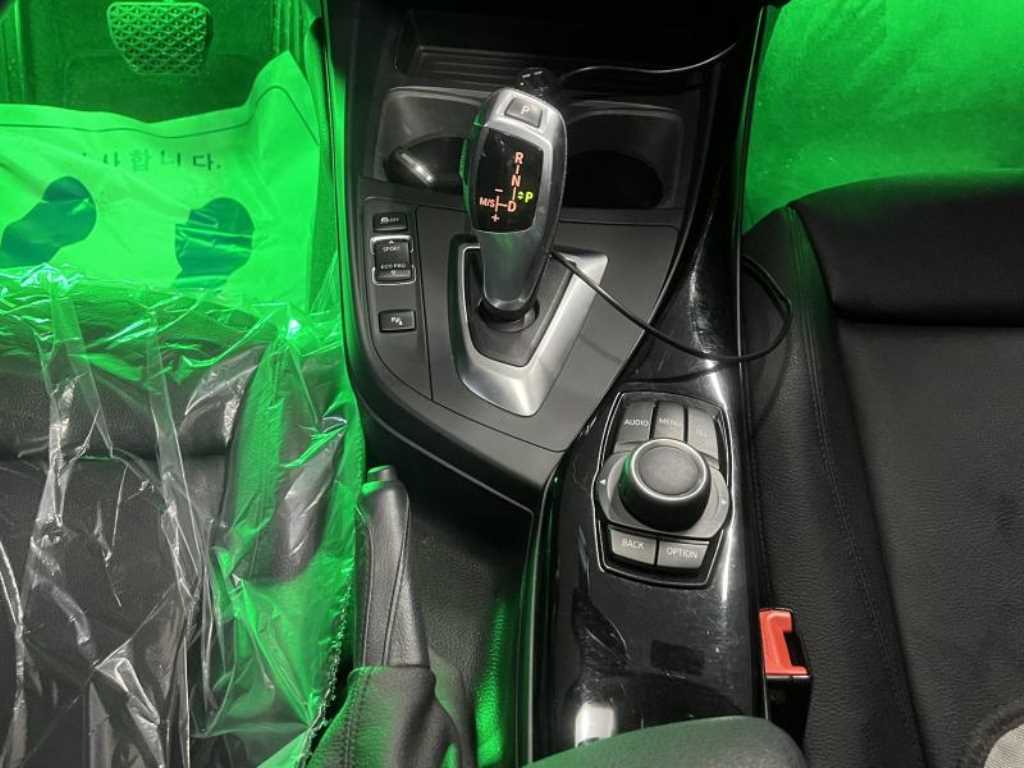 BMW 1 series - Vista 9