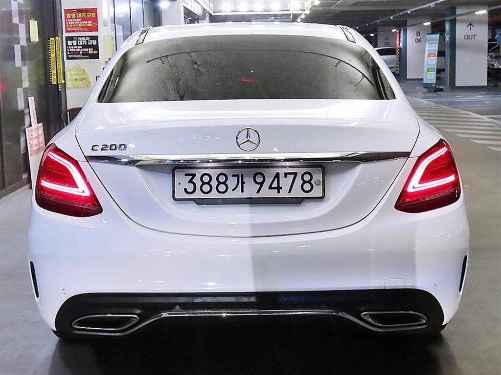 Mercedes Benz C Class - Vista 5