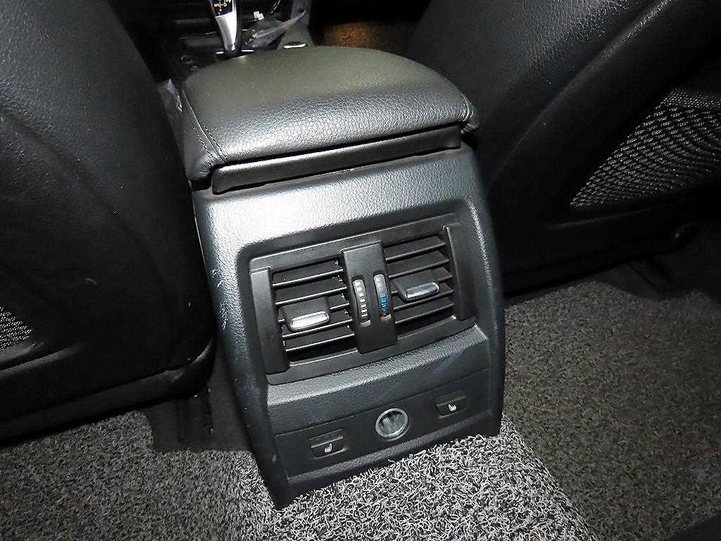 BMW 3 series 2013 Gris - Importación desde Corea - HF Imports Iquique - Foto 14