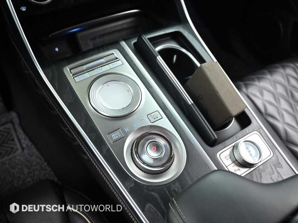 Genesis GV80 - Vista 9