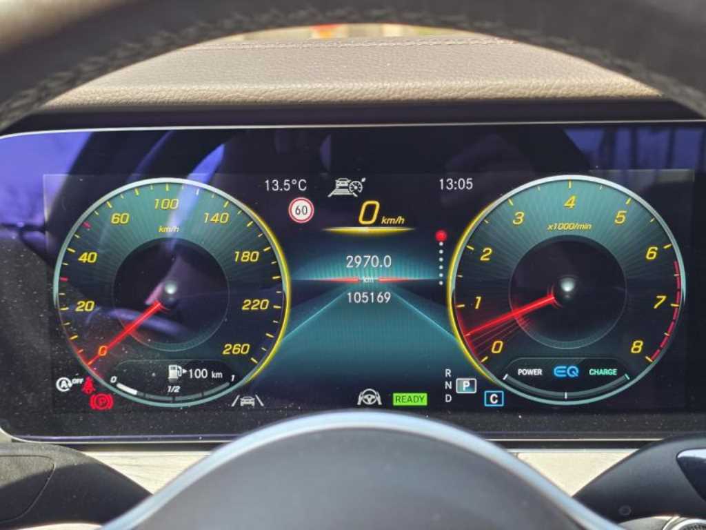 Mercedes Benz CLS Class - Vista 7