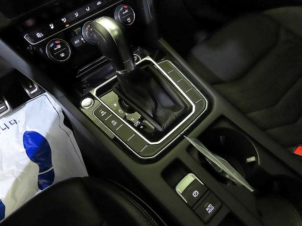 Volkswagen Arteon - Vista 12