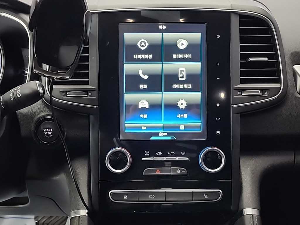 SAMSUNG QM6 - Vista 10