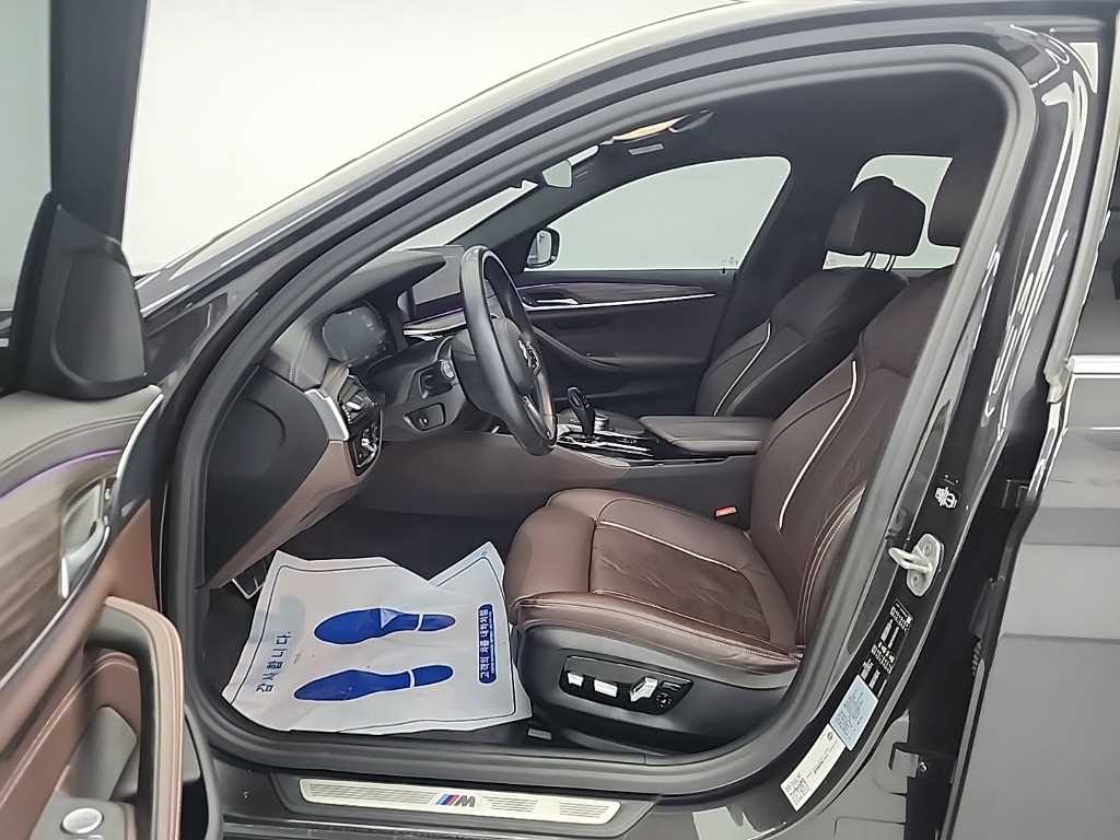 BMW 5 Series - Vista 11