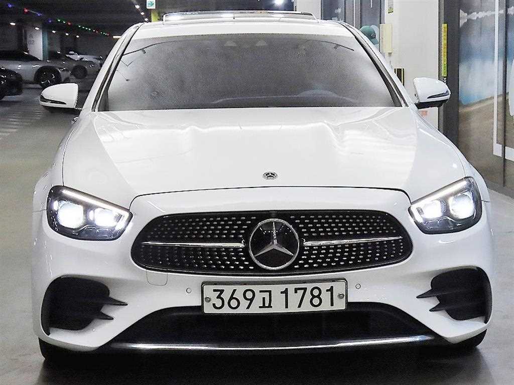 Mercedes Benz E class - Vista 2