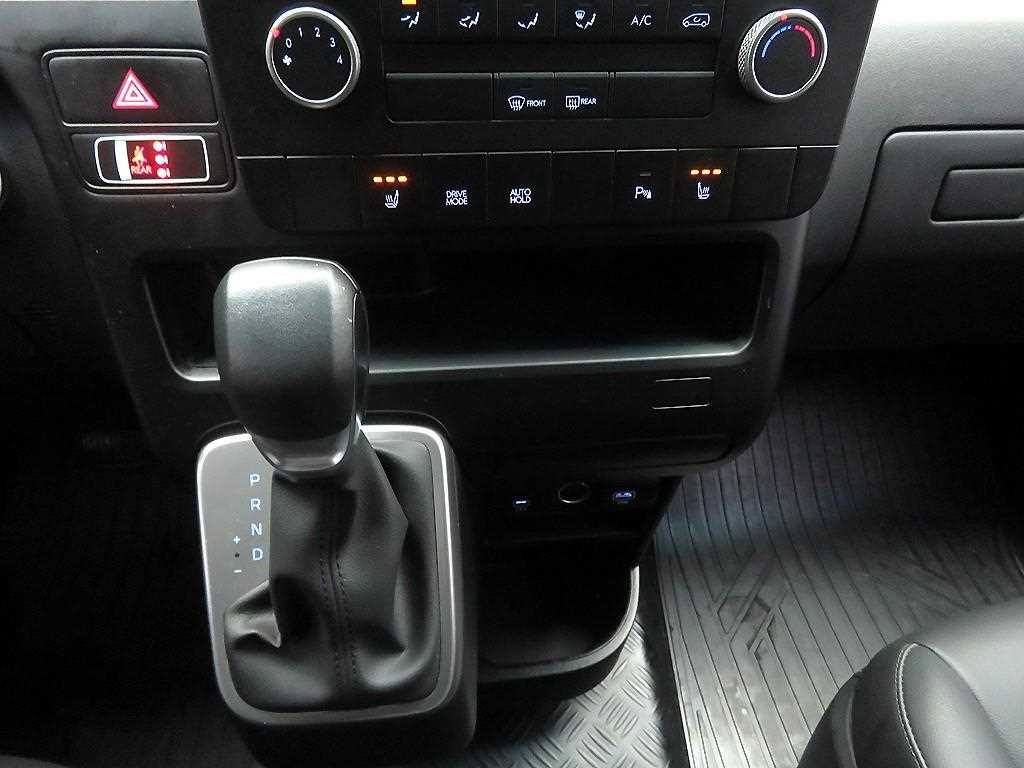 HYUNDAI Staria 2025 Gris - Importación desde Corea - HF Imports Iquique - Foto 13