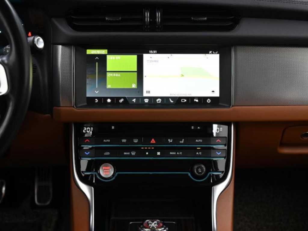 Jaguar XF 2019 - Importación desde Corea - HF Imports Iquique - Foto 14