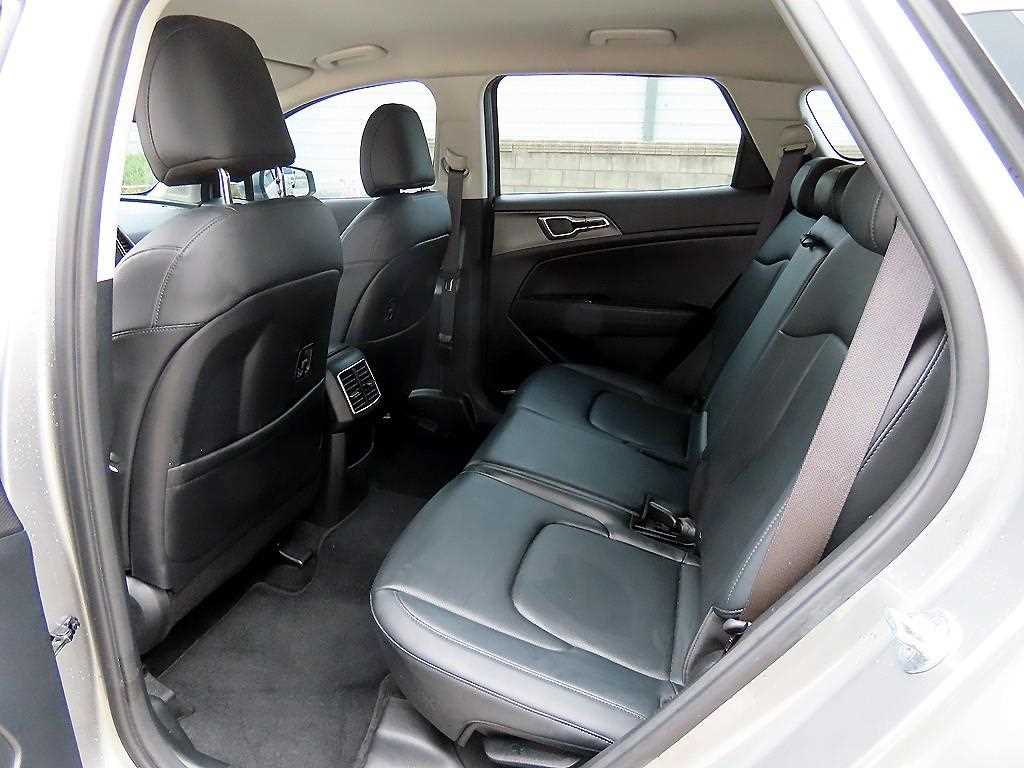 KIA Sportage - Vista 6