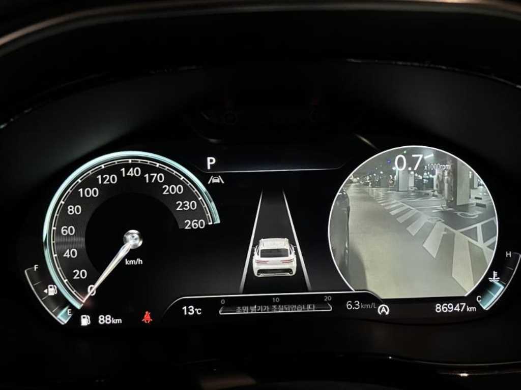 Genesis GV70 - Vista 9