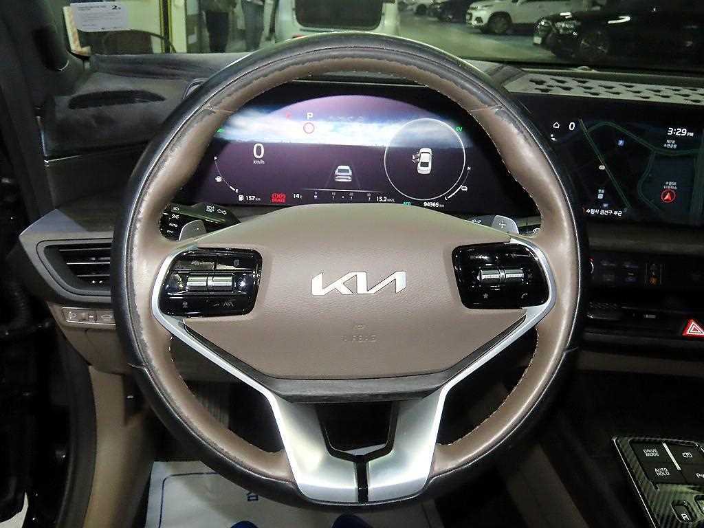 KIA K8 - Vista 8