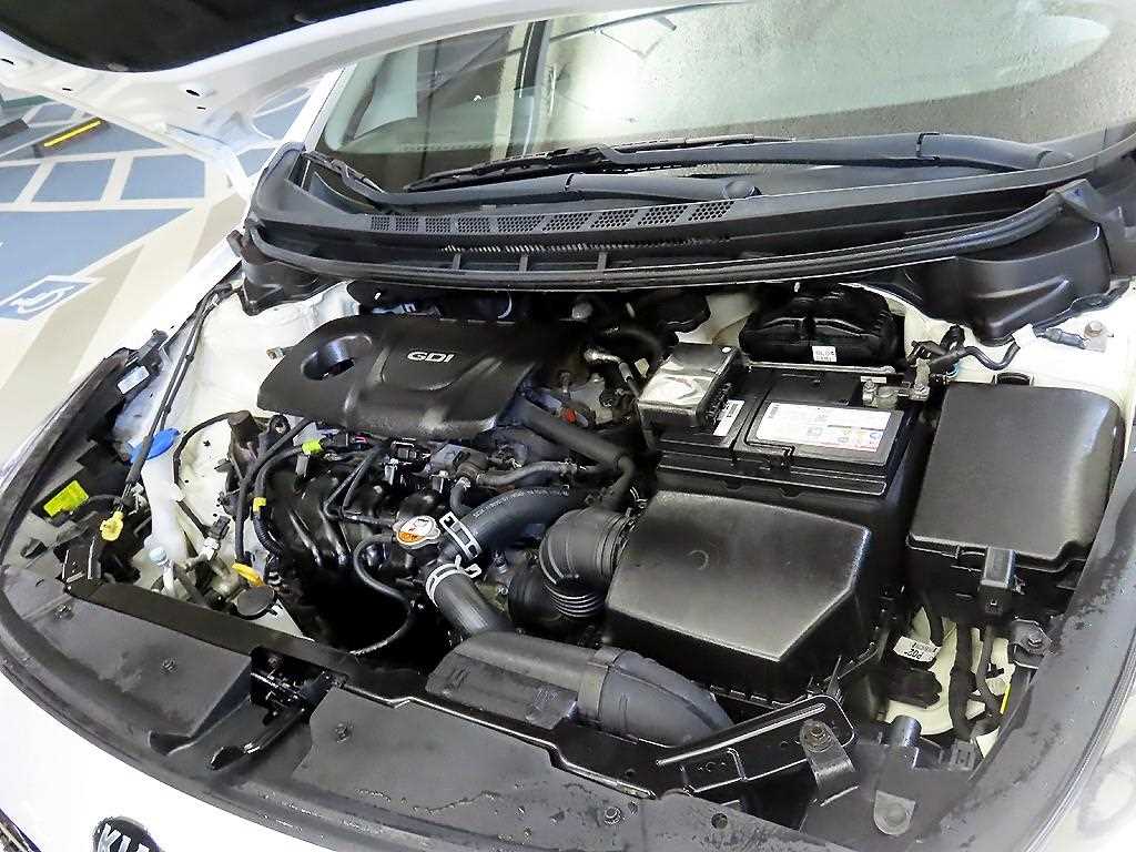 KIA K3 2016 Blanco - Importación desde Corea - HF Imports Iquique - Foto 19