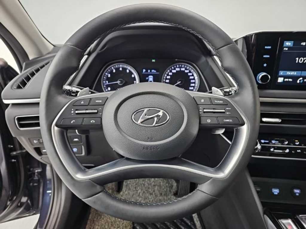 HYUNDAI Sonata - Vista 7