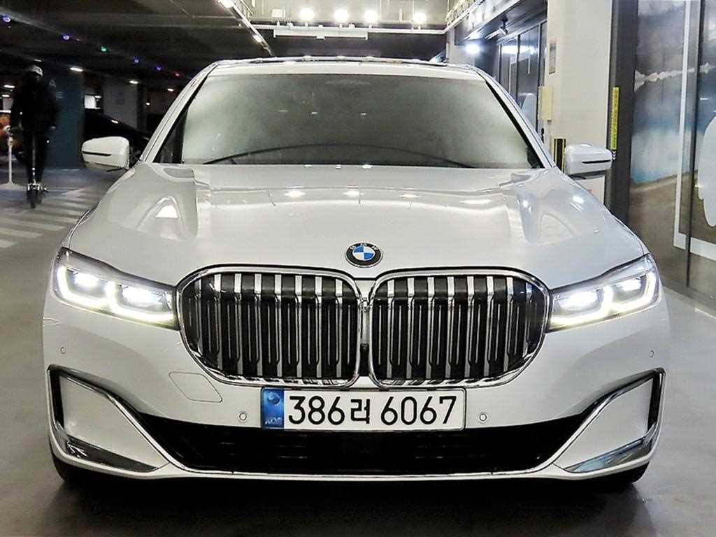 BMW 7 Series - Vista 2