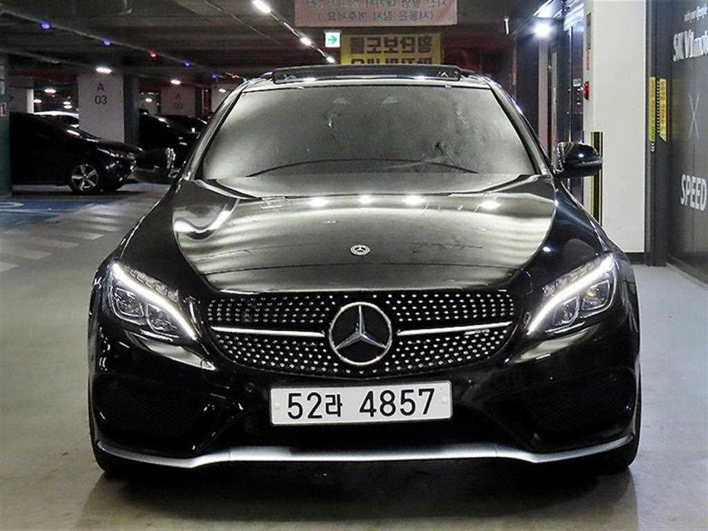 Mercedes Benz C Class 2018 Negro - Importación desde Corea - HF Imports Iquique - Foto 1