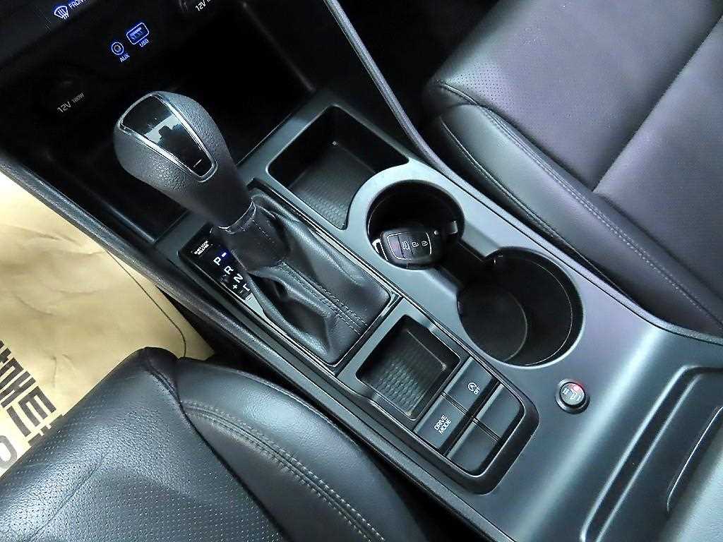 HYUNDAI Tucson - Vista 10